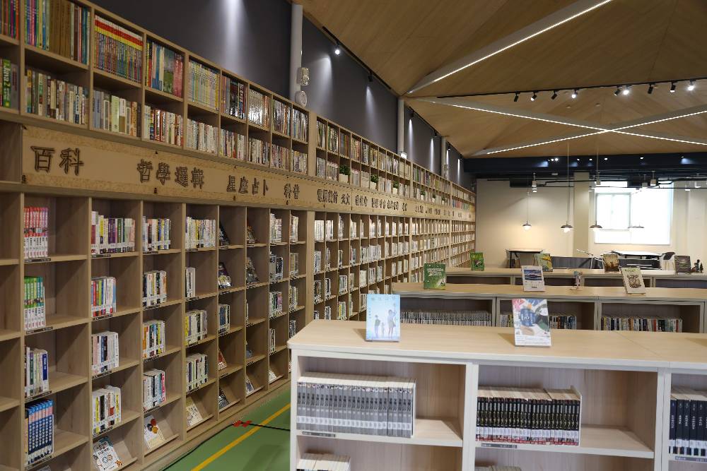 市府積極購置新書 增加圖書館館藏豐富度